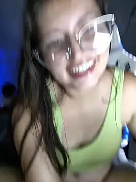 dani123unica online show from April 4, 2026, 11:29 am