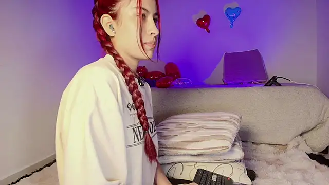 Madeline Dreams online show from March 28, 2026, 10:15 am