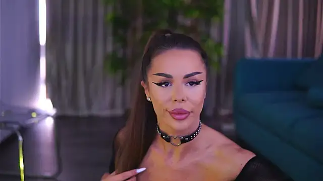 Snapshot of MissKiarra chatting on March 9, 2025, 8:51 am MissKiarra online show from March 9, 2025, 8:51 am