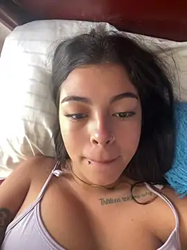Snapshot of Dulce-diosa chatting on March 18, 2025, 3:10 pm Dulce-diosa online show from March 18, 2025, 3:10 pm