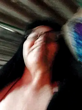 clarita 01 online show from October 4, 2025, 11:52 am