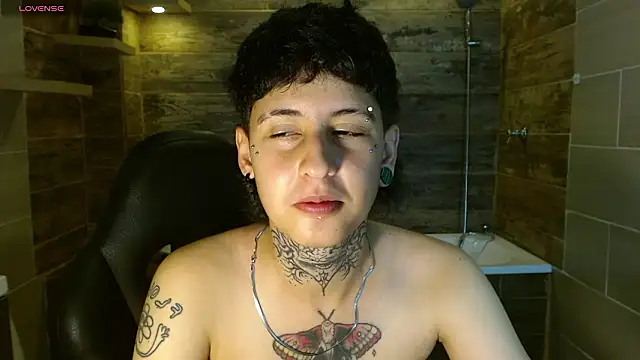 Ethan lennox online show from March 4, 2026, 8:04 pm