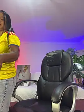 JANYLOVE   online show from July 7, 2026, 10:52 am