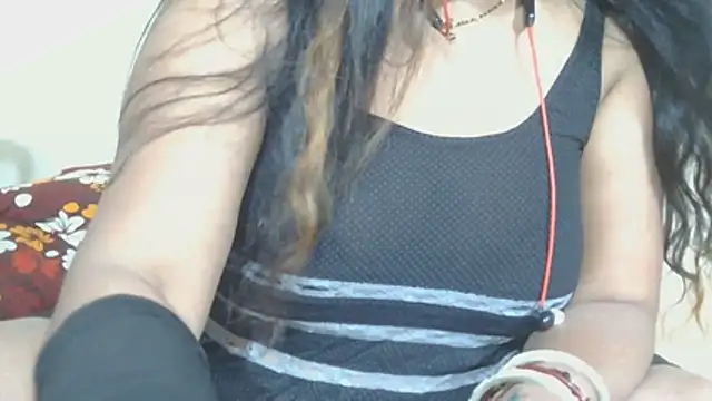 Cute Ruhi99 online show from March 18, 2026, 6:27 am