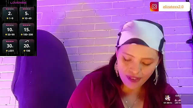 elizatexx online show from May 16, 2026, 8:07 pm