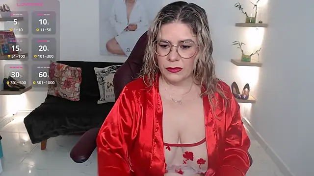 Snapshot of zehra_sanem chatting on February 10, 2026, 7:51 pm zehra sanem online show from February 10, 2026, 7:51 pm