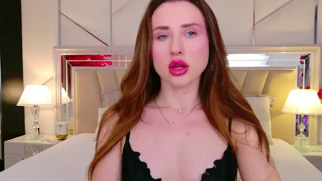 Jullia Carter online show from February 19, 2026, 6:42 am