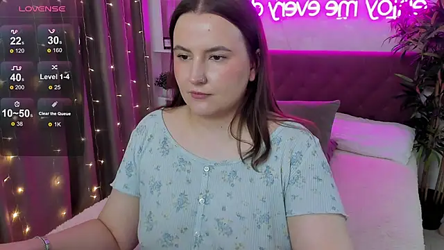 FeralPeach online show from May 16, 2026, 10:36 am