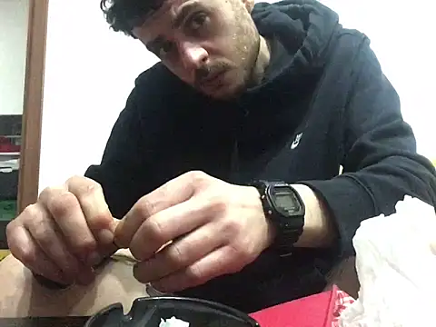 DragonPink online show from January 25, 2025, 5:51 pm