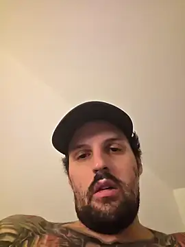 Snapshot of inkedboy7 chatting on November 11, 2025, 2:22 am inkedboy7 online show from November 11, 2025, 2:22 am