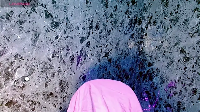 Lanna belle28 online show from April 9, 2026, 1:38 pm