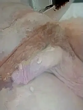 Snapshot of JamesIII1984 chatting on April 5, 2026, 11:57 pm JamesIII1984 online show from April 5, 2026, 11:57 pm