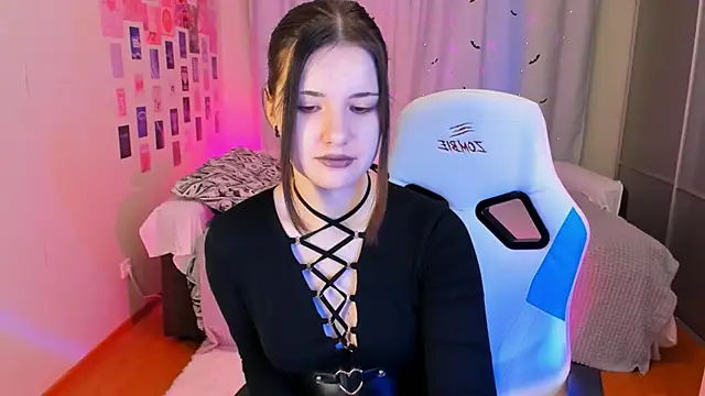 Snapshot of Vanessa_Verona chatting on February 2, 2025, 1:02 am Vanessa Verona online show from February 2, 2025, 1:02 am