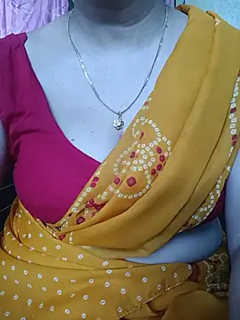Rosy-B online show from July 18, 2026, 9:46 am