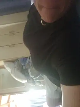 Off the Lesh online show from November 21, 2025, 12:32 am