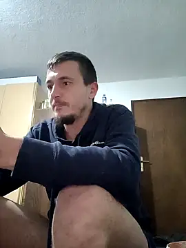 Snapshot of mayk18cm chatting on December 15, 2024, 9:53 pm mayk18cm online show from December 15, 2024, 9:53 pm