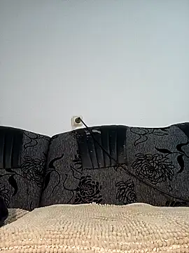 Snapshot of mayk18cm chatting on December 19, 2024, 2:12 am mayk18cm online show from December 19, 2024, 2:12 am