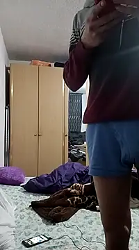 Snapshot of mayk18cm chatting on December 30, 2024, 12:00 am mayk18cm online show from December 30, 2024, 12:00 am