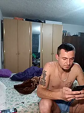 Snapshot of mayk18cm chatting on December 30, 2024, 3:03 am mayk18cm online show from December 30, 2024, 3:03 am