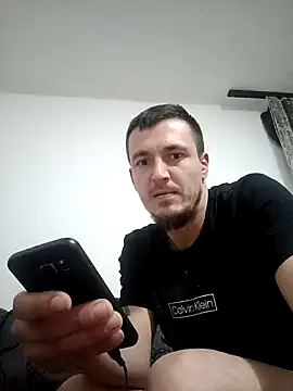 Snapshot of mayk18cm chatting on January 9, 2025, 7:21 am mayk18cm online show from January 9, 2025, 7:21 am