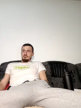 Snapshot of mayk18cm chatting on January 31, 2025, 2:49 pm mayk18cm online show from January 31, 2025, 2:49 pm