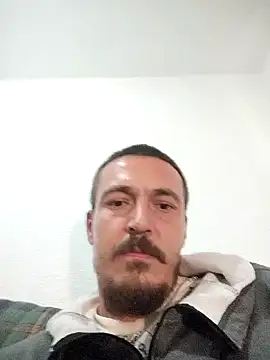 Snapshot of mayk18cm chatting on October 7, 2025, 6:32 am mayk18cm online show from October 7, 2025, 6:32 am