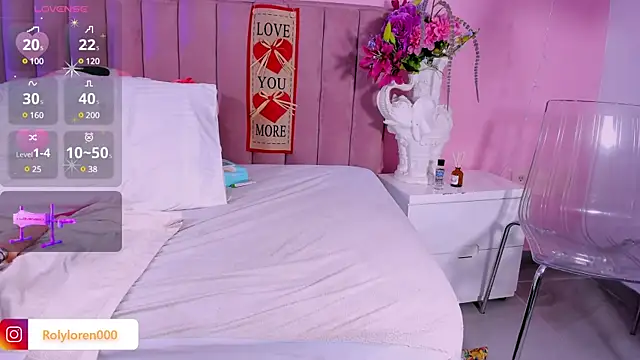 Snapshot of RolyLoren chatting on February 16, 2025, 7:48 am RolyLoren online show from February 16, 2025, 7:48 am