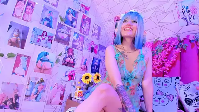 Snapshot of Alicebenett chatting on October 12, 2025, 8:52 pm Alicebenett online show from October 12, 2025, 8:52 pm