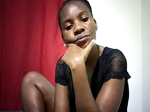Snapshot of Pierra77 chatting on April 1, 2026, 9:45 pm Pierra77 online show from April 1, 2026, 9:45 pm