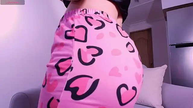 DannaHyde online show from November 12, 2025, 8:19 pm