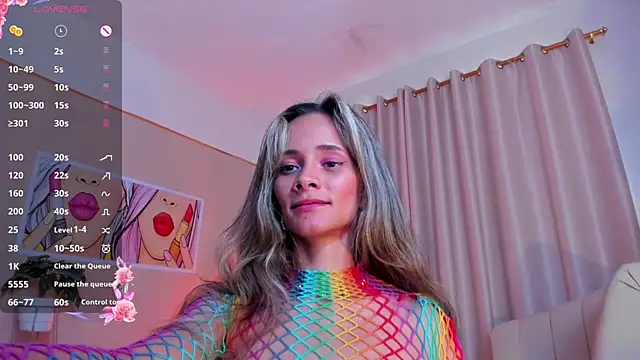 SkiinnyAna online show from February 24, 2025, 10:47 pm