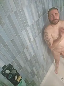 Snapshot of JeepinAround chatting on February 5, 2026, 6:56 pm JeepinAround online show from February 5, 2026, 6:56 pm