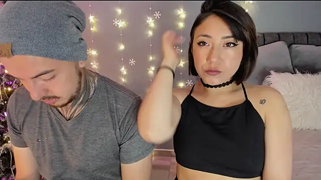 Hot Couple666 online show from December 14, 2024, 1:39 am