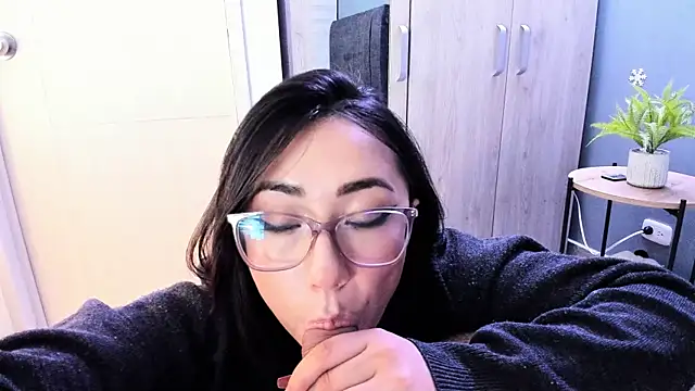 Hot Couple666 online show from March 11, 2025, 1:48 am