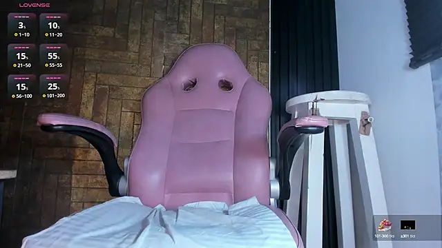 Lissalittlee online show from February 24, 2025, 1:46 am