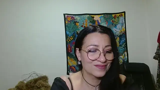 KeisyNeonX online show from April 1, 2026, 11:00 am