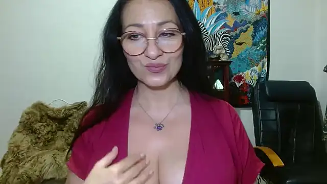 KeisyNeonX online show from April 12, 2026, 7:41 pm