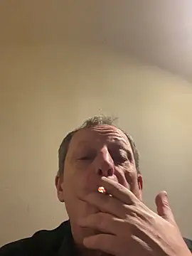 chubbybear2cum online show from November 15, 2025, 11:32 pm