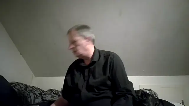 Snapshot of chubbybear2cum chatting on February 11, 2026, 3:11 am chubbybear2cum online show from February 11, 2026, 3:11 am