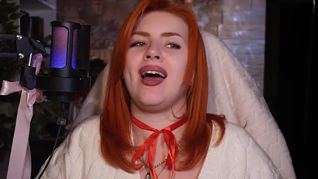 Chriss Fox online show from February 12, 2025, 6:19 pm