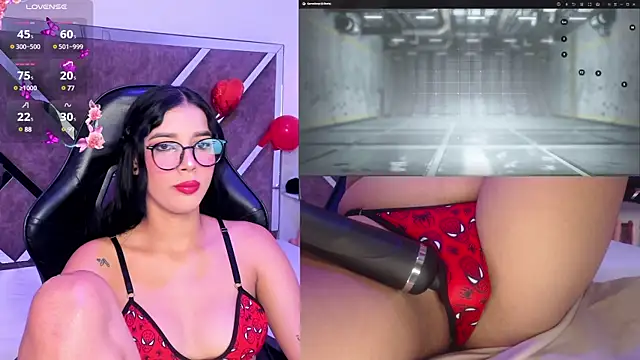 Snapshot of SweetieCloe_ chatting on February 24, 2025, 9:31 pm SweetieCloe  online show from February 24, 2025, 9:31 pm