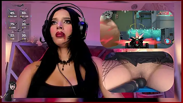 Snapshot of SweetieCloe_ chatting on October 15, 2025, 9:37 pm SweetieCloe  online show from October 15, 2025, 9:37 pm