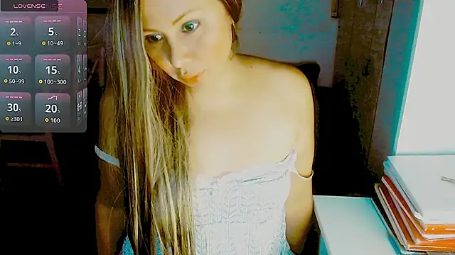 Camil2025 online show from June 14, 2026, 2:35 am