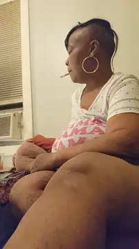 AllLeggs online show from June 19, 2026, 5:12 am