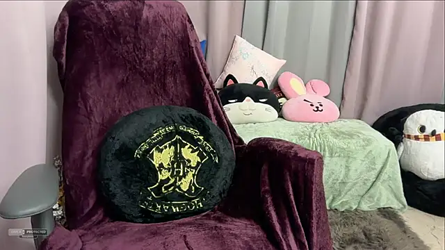 Unique-Beauty online show from February 20, 2026, 5:13 pm