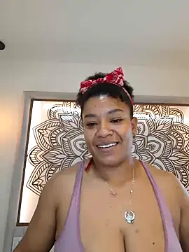 Snapshot of Selket11 chatting on January 3, 2025, 11:03 am Selket11 online show from January 3, 2025, 11:03 am