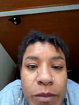 Snapshot of Selket11 chatting on January 8, 2025, 8:18 pm Selket11 online show from January 8, 2025, 8:18 pm