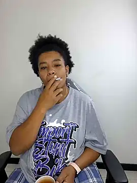 Snapshot of Selket11 chatting on January 18, 2025, 11:00 am Selket11 online show from January 18, 2025, 11:00 am