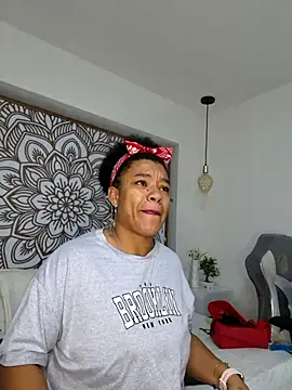 Snapshot of Selket11 chatting on January 24, 2025, 11:04 am Selket11 online show from January 24, 2025, 11:04 am