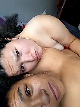 Snapshot of Selket11 chatting on January 26, 2025, 3:36 pm Selket11 online show from January 26, 2025, 3:36 pm